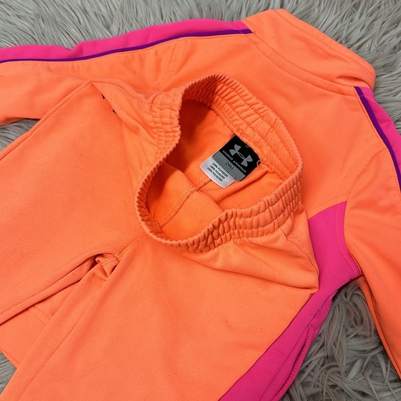 Under Armour Girls Set - Picture 9 of 9
